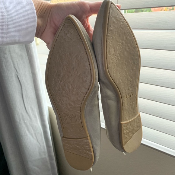 Frye Regina Pointed Toe Leather Flats Size 8 Women’s - Picture 11 of 13